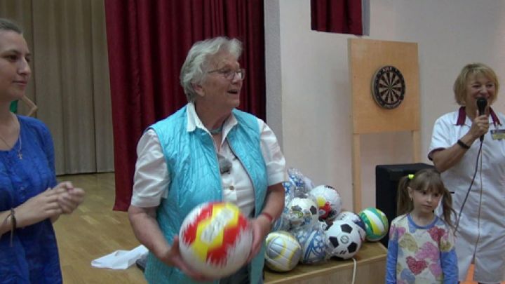 Karla Aurich rief Spendenorganisation f&uuml;r krebskranke Kinder ins Leben (Bild: SWR Mediathek)