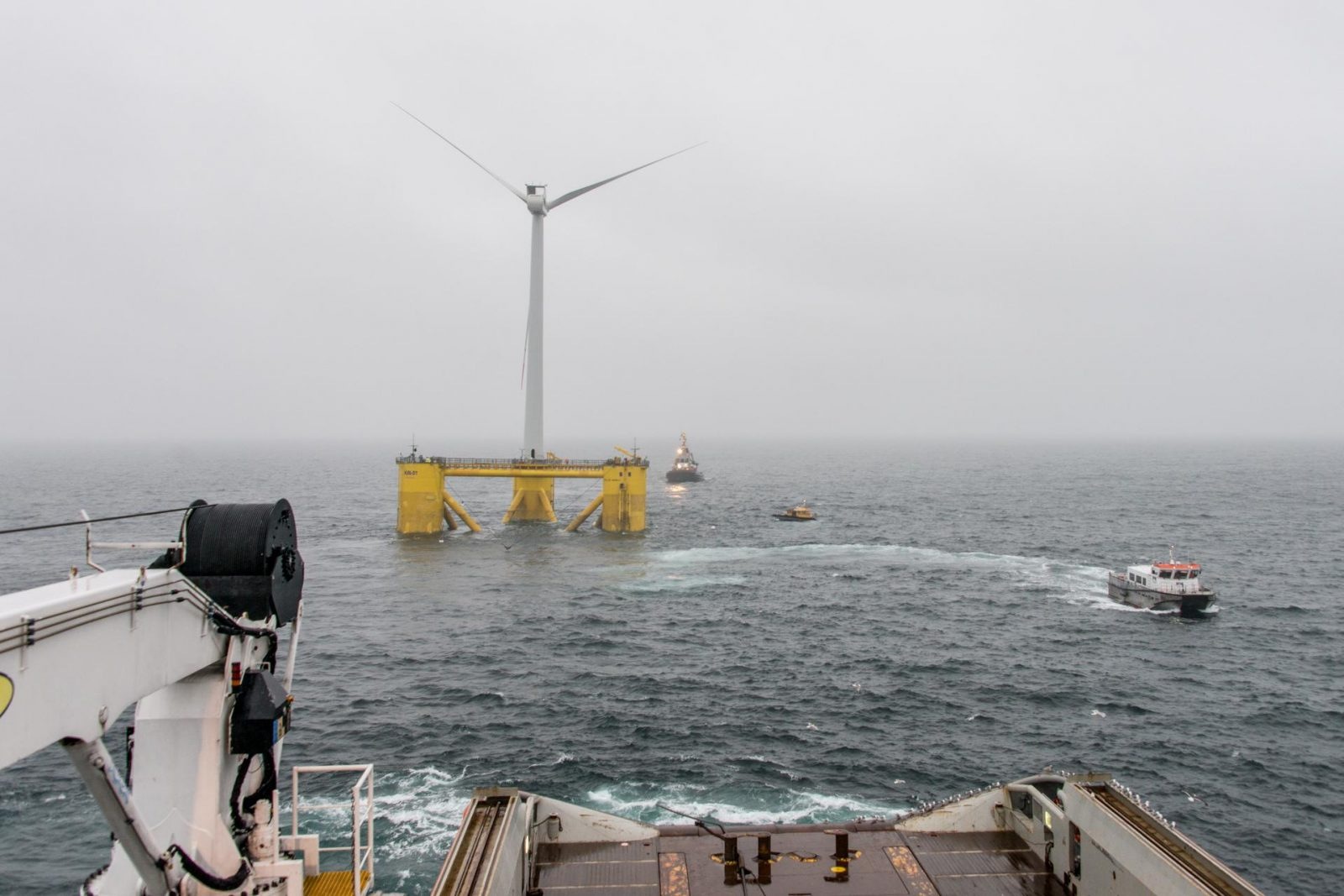 Die weltweit gr&ouml;sste schwimmende Windfarm findet sich vor der K&uuml;ste Schottlands bei Aberdeen. Sie ging im vergangenen Herbst ans Netz. (Bild: Cobra Group)
